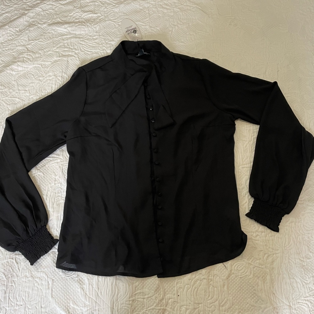 Unique Vintage 1940s black neck tie blouse NWT - Picture 2 of 3